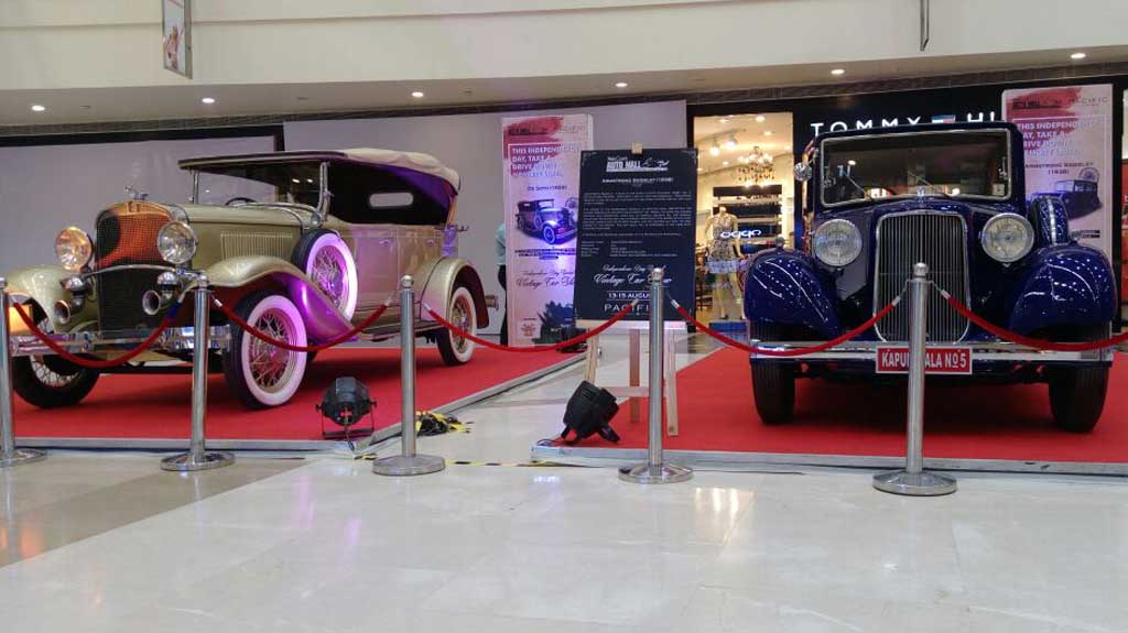 Pacific Mall ( Vintage Show on the occassion of Independence Day )